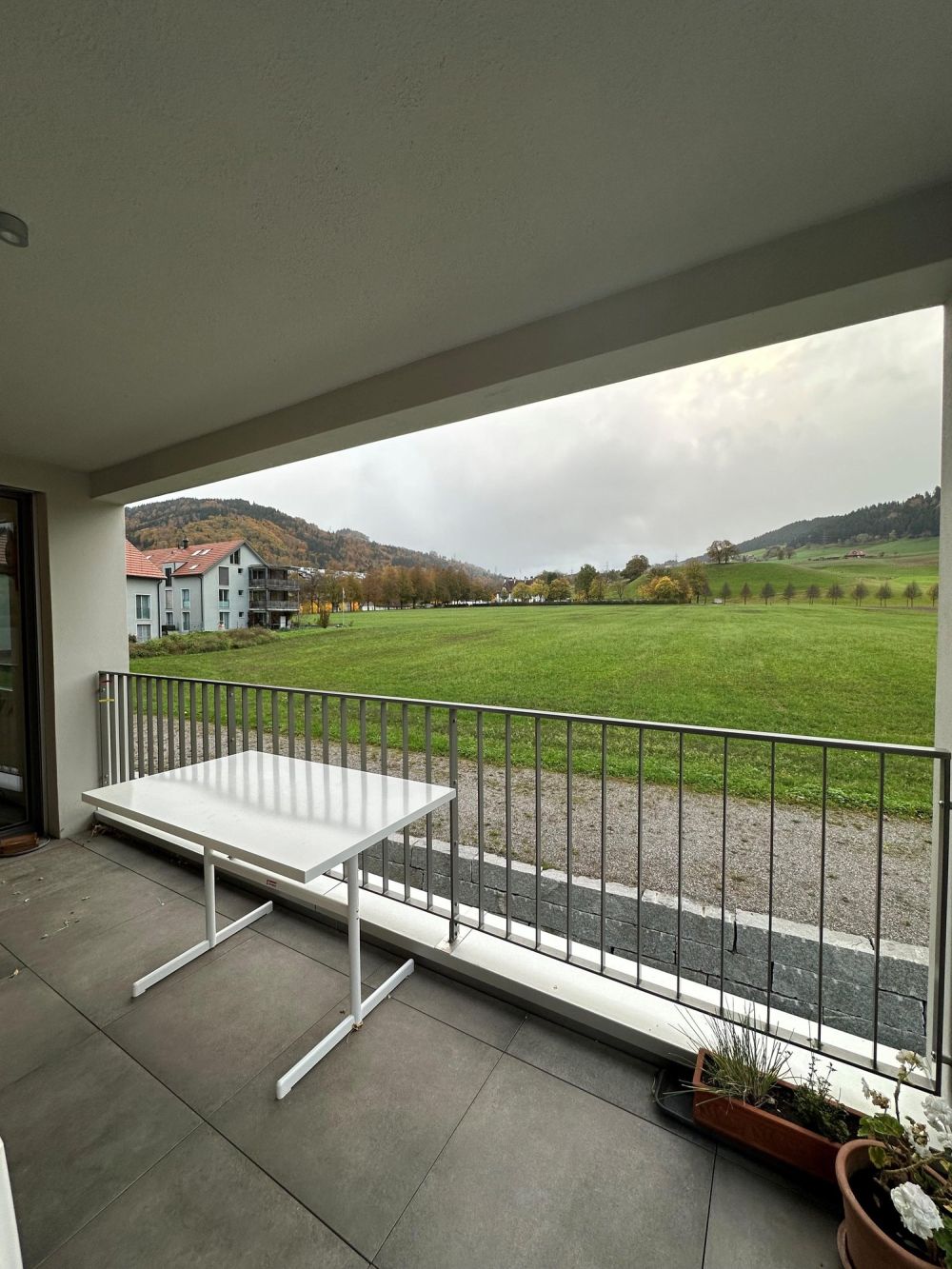 Neubauwohnung mit Blick ins Grüne - Bild 6