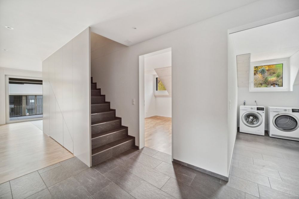 Moderne 4.5-Zimmer-Maisonette-Wohnung - Bild 9