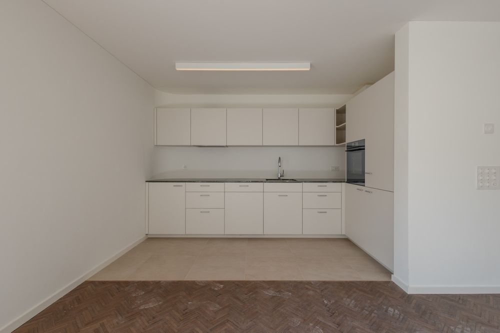 Exklusive 3.5 Zimmerwohnung (100m²) mit 43m² Aussenfläche nahe Zürich - Bild 3