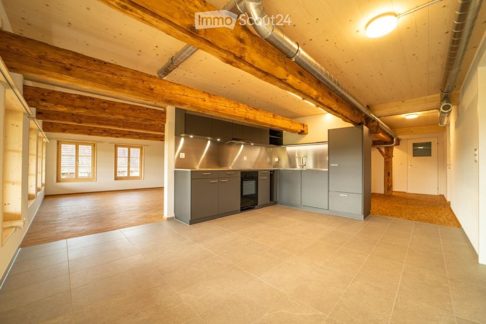 4.5-Zimmer-Wohnung mit Reduit und Laube in Zauggenried - Bild 2