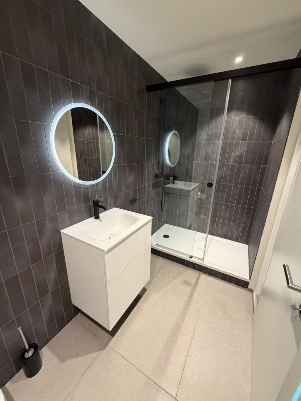 4.5-Zimmer helle und moderne Wohnung - Bild 11