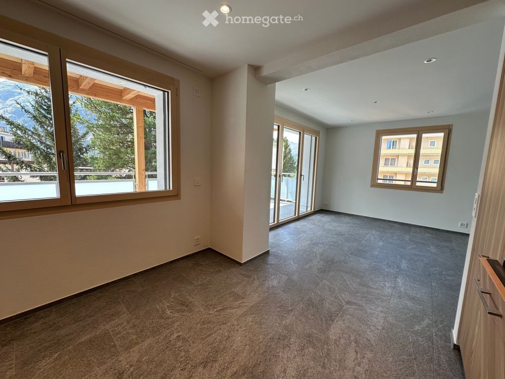 Erstbezug 3.5 Zi-Whg S/W mit grossem sonnigen Balkon in Pontresina - Bild 4