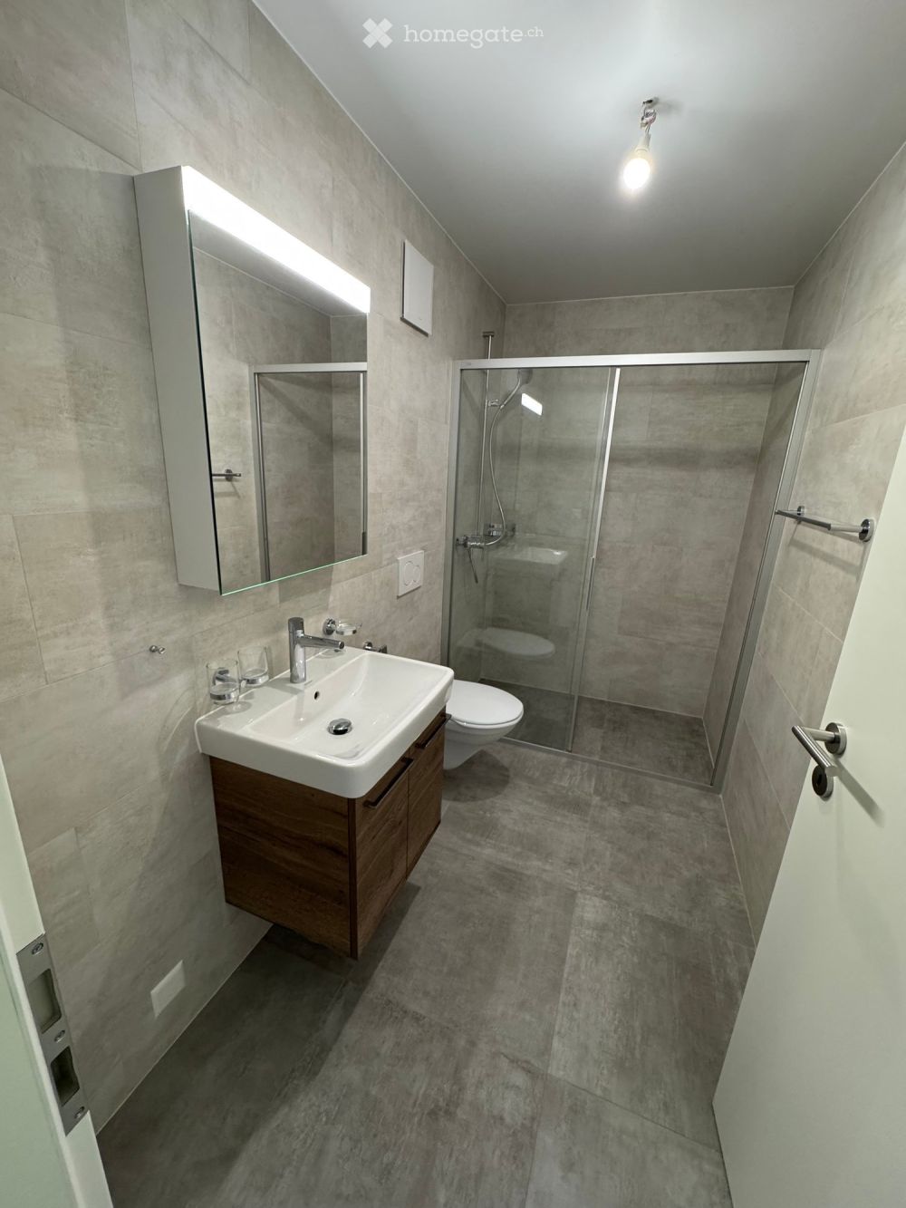 Bel appartement de 2,5 pièces, idéalement situé à Colombier NE - Bild 4