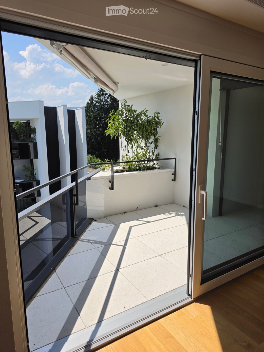 Prachtvolles 3.5-Zimmer-Neubau mit Balkon in Rolle - Bild 3