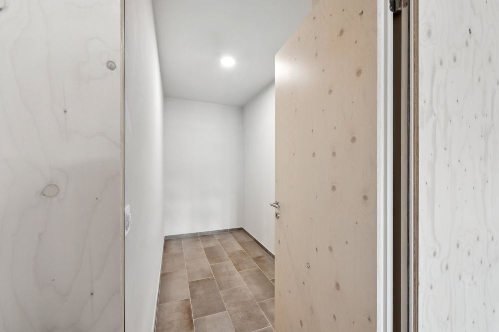 Appartement 2.5 pièces avec un atelier en extra ! - Bild 9