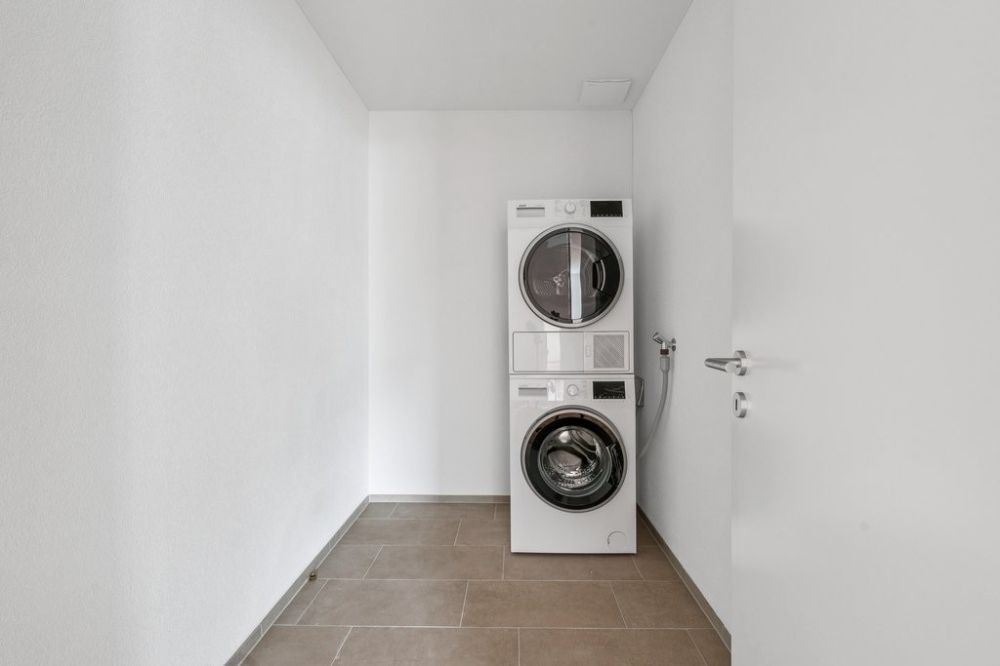 GROSSZÜGIGE MAISONETTE WOHNUNG IN MENZIKEN ZU VERMIETEN - Bild 11