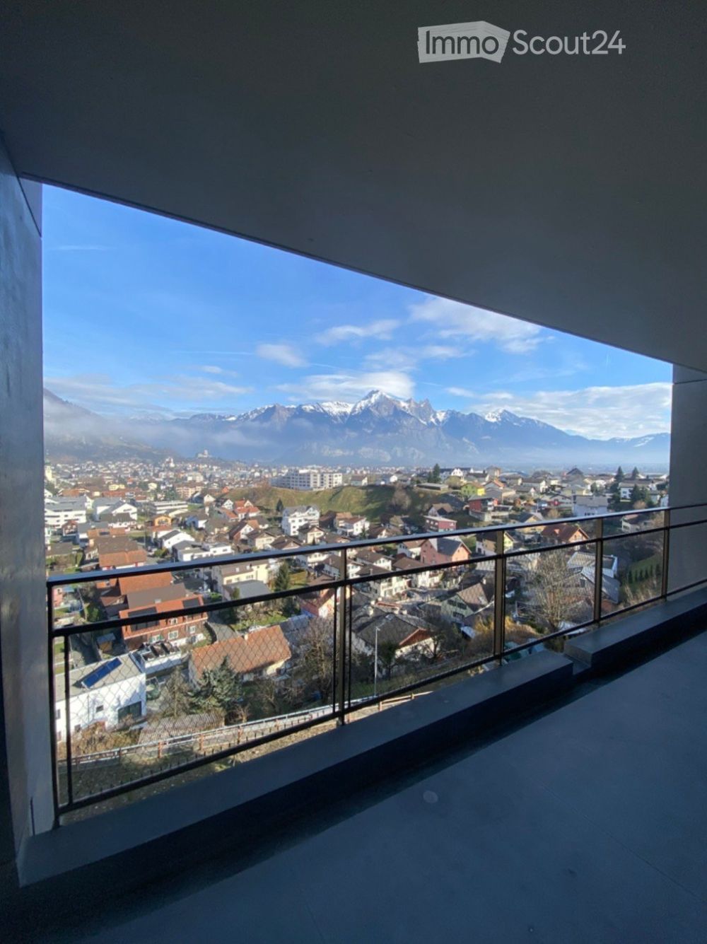 Moderne 2.5-Zimmer-Neubauwohnung mit Bergblick in Mels - Bild 2