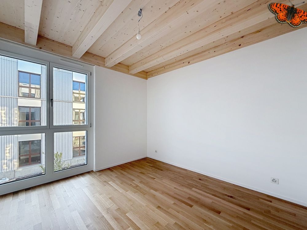 3½ Zimmer - Neu mit Balkon - Chambre
