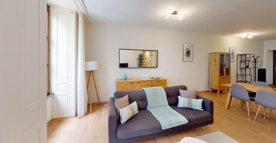 Elegant & Very Central 2 Bedroom Apartment with Stunning Brick Features - Appartement meublé 3.5 pièces - image - 3