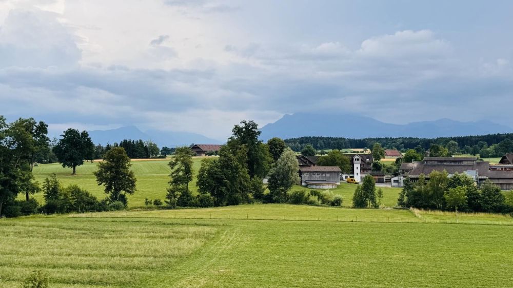 Luxuriöse Panorama 3.5- Zimmerwohnung in Erstvermietung auf dem Land - Bild 7