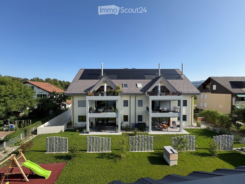 Erstvermietung: 4.5-Zimmer Dachwohnung mit Wohngalerie in Thierachern - Bild 2