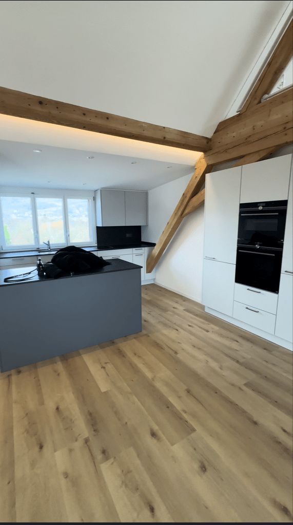Duplex neuf 4,5p, 270m², climatisé. Erlach hypercentre, 2 min du lac. - Bild 2