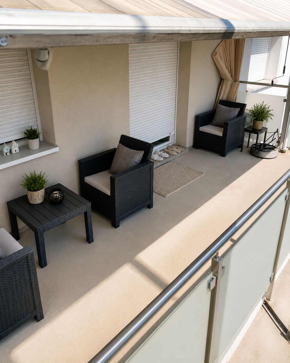 Helle 2.5 Zimmer-Wohnung mit Balkon in Studen - Bild 5