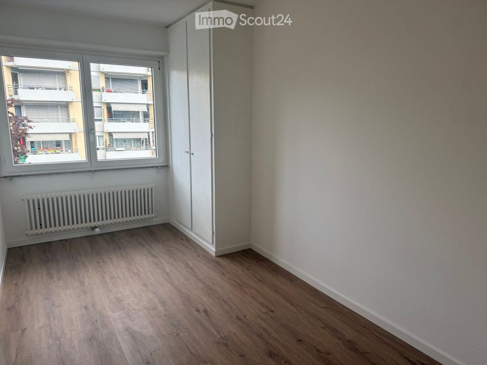 Renovierte 3 ½ Zimmer Wohnung in 3604 Thun per sofort oder nach Vereinbarung zu vermieten. - Bild 5
