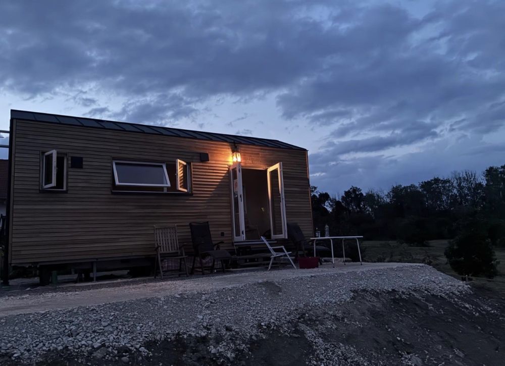DE Bodensee-Gaienhofen-Premium Natur Tiny House - Abendstimmung