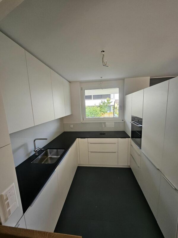 Modernes 5.5-Zimmer-Reihenhaus mit Garten in Ettingen - Erstbezug - Bild 1