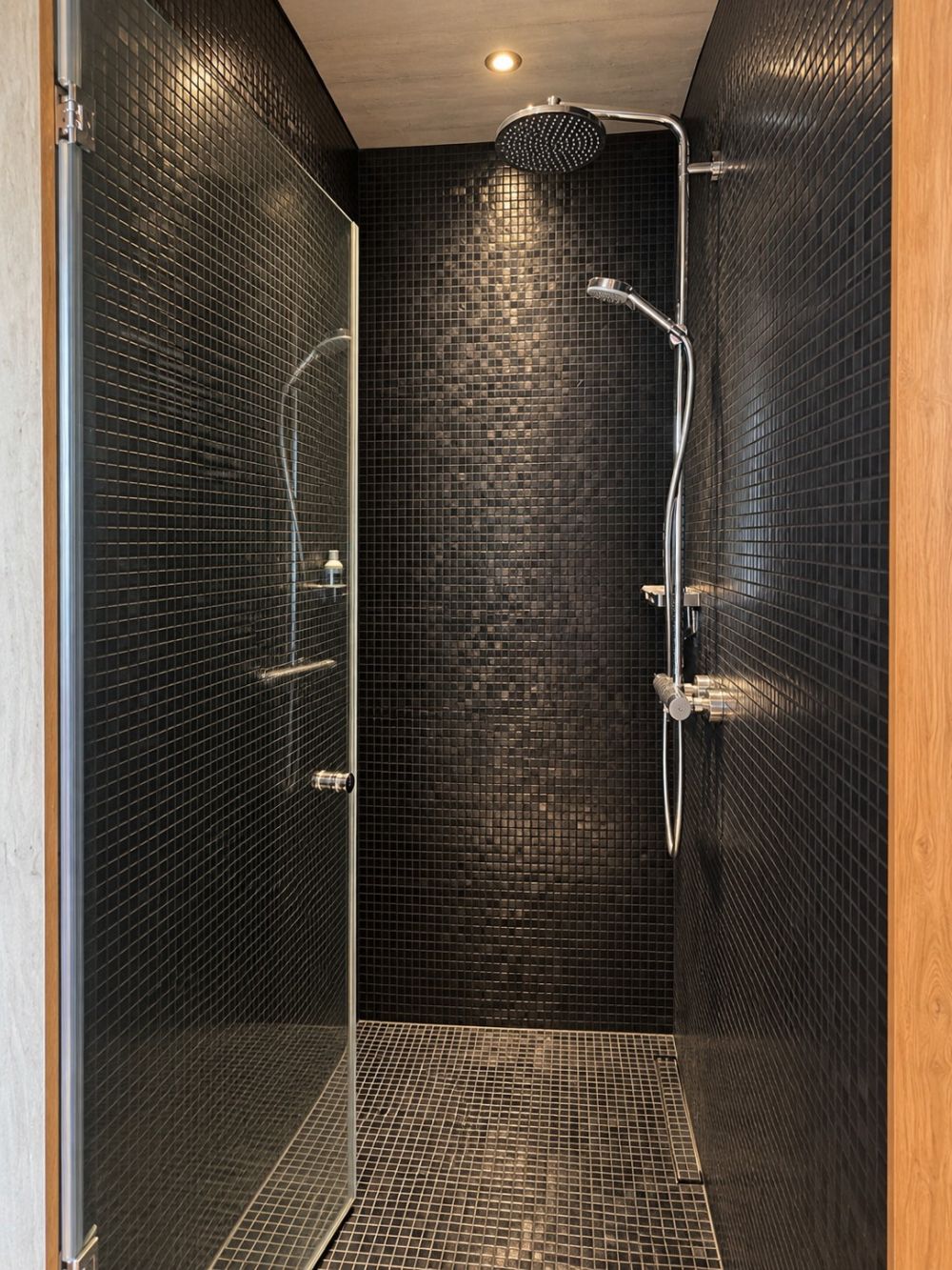 2.5-Zimmer Design-Attikawohnung mit 26 m² Terrasse im Aarauer Zelgli - Bild 9