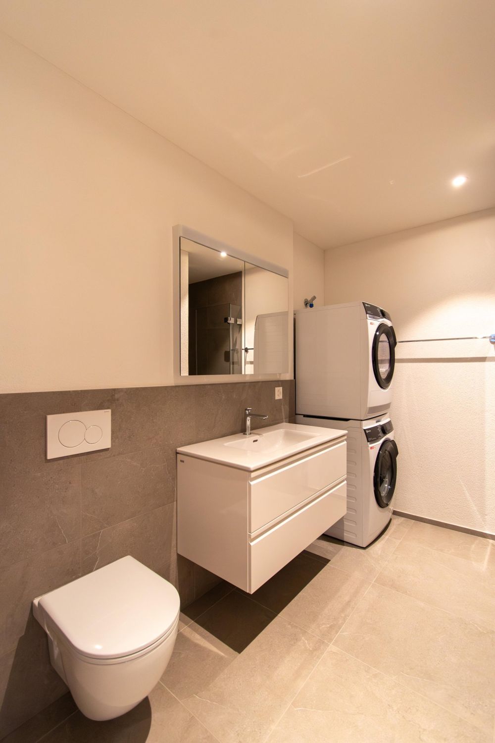 Erstvermietung moderne 3.5 Zimmer-Wohnung mit Balkon - Bild 6