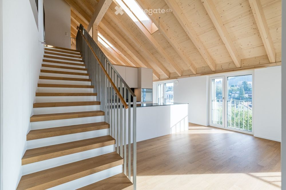 attraktive 4½-Zimmer-Wohnung mit Galerie Erstbezug - Bild 3