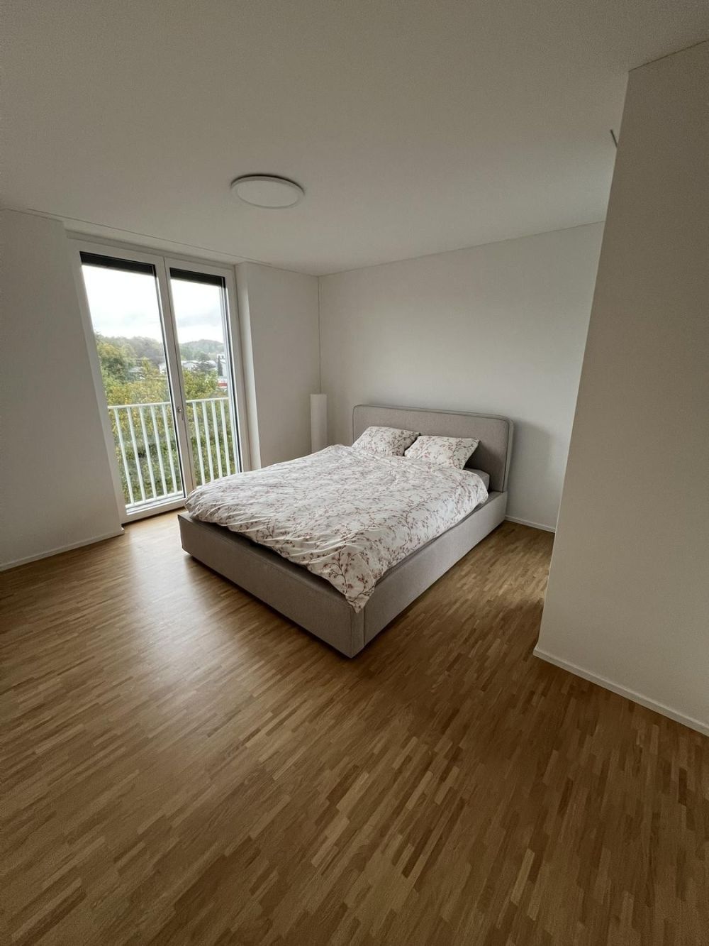 Moderne 2.5-Zimmer-Neubauwohnung mit Bergsicht  4 Min. zum Bahnhof Effretikon - Bild 7