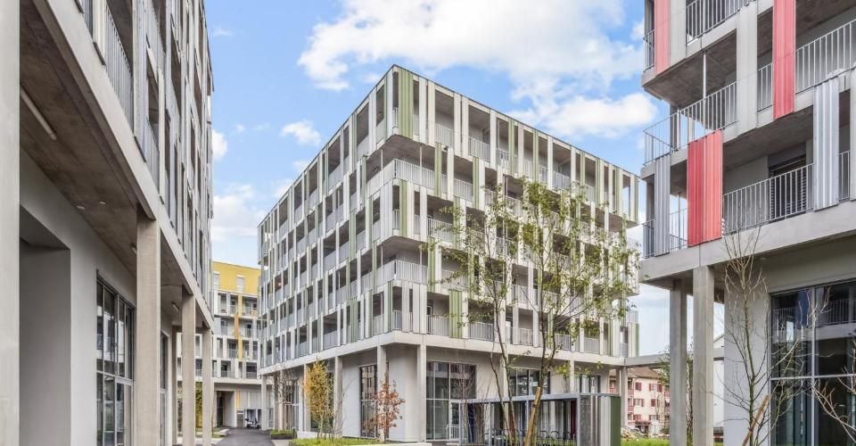 Modernes Wohnen in Muttenz - Appartement 4.5 pièces - image - 1