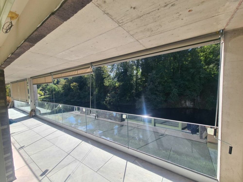 Erstvermietung! 3.5-Zimmer-Wohnung mit Terrasse direkt am Wasser inkl. Einstellplatz - Terrasse mit Sicht zur Töss / Privatsphäre gewährleistet
