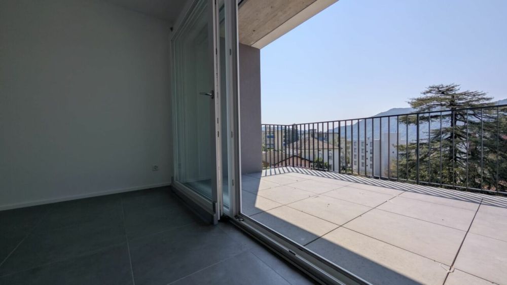 Ampio, design moderno e nuovo! - Bild 6