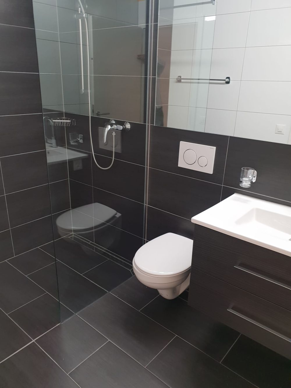 Top moderne 3.5 Zimmer Wohnung an top Lage - Bild 1