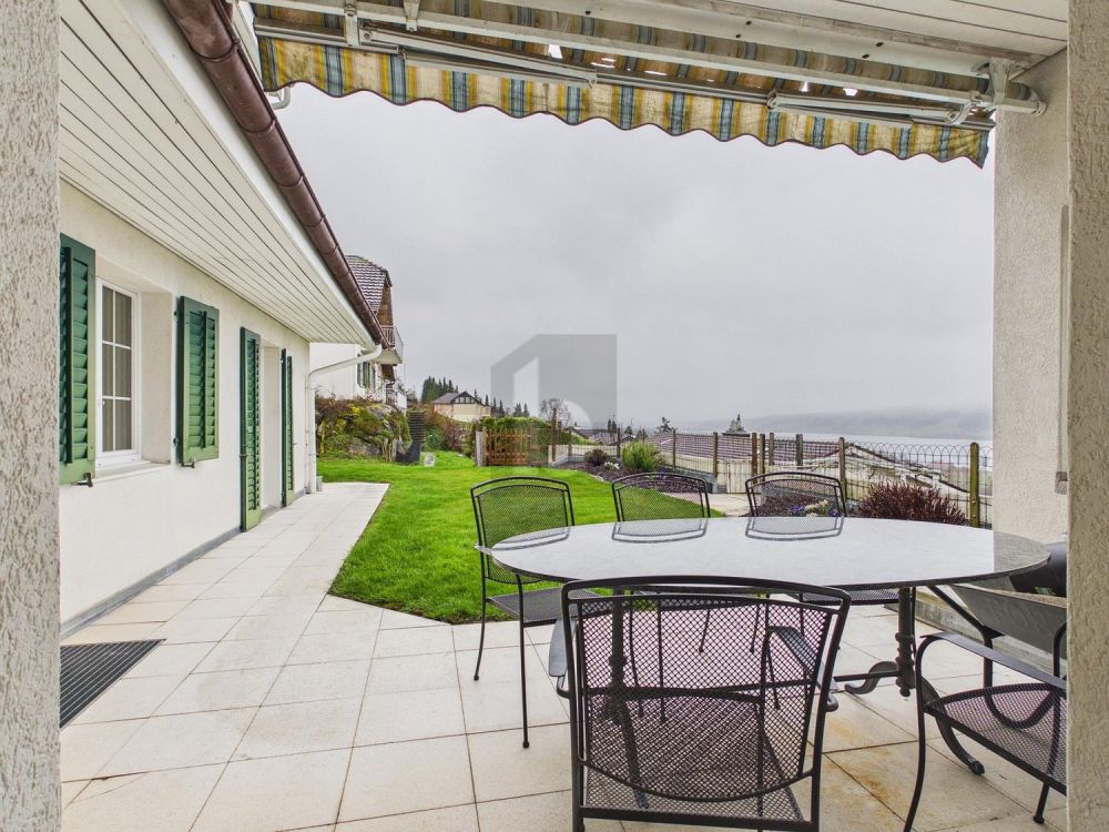 AN BESTER LAGE MIT POOL UND PANORAMASICHT! - Bild 2