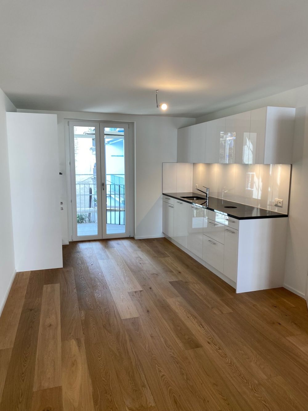 Ab 1.11.2026 - Wunderschöne 3.5 Zi Wohnung W3, lauschiger Balkon - Bild 6