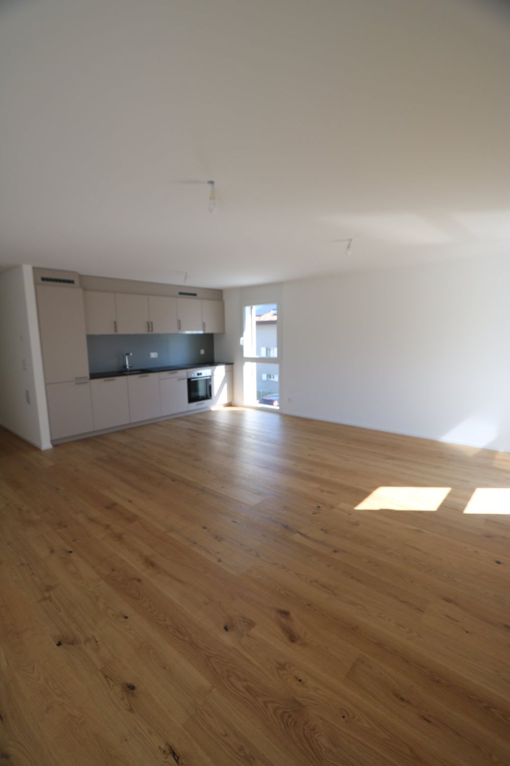 Appartement neuf de 3.5 pièces avec balcon et vue sur les montagnes à Saxon - Bild 5