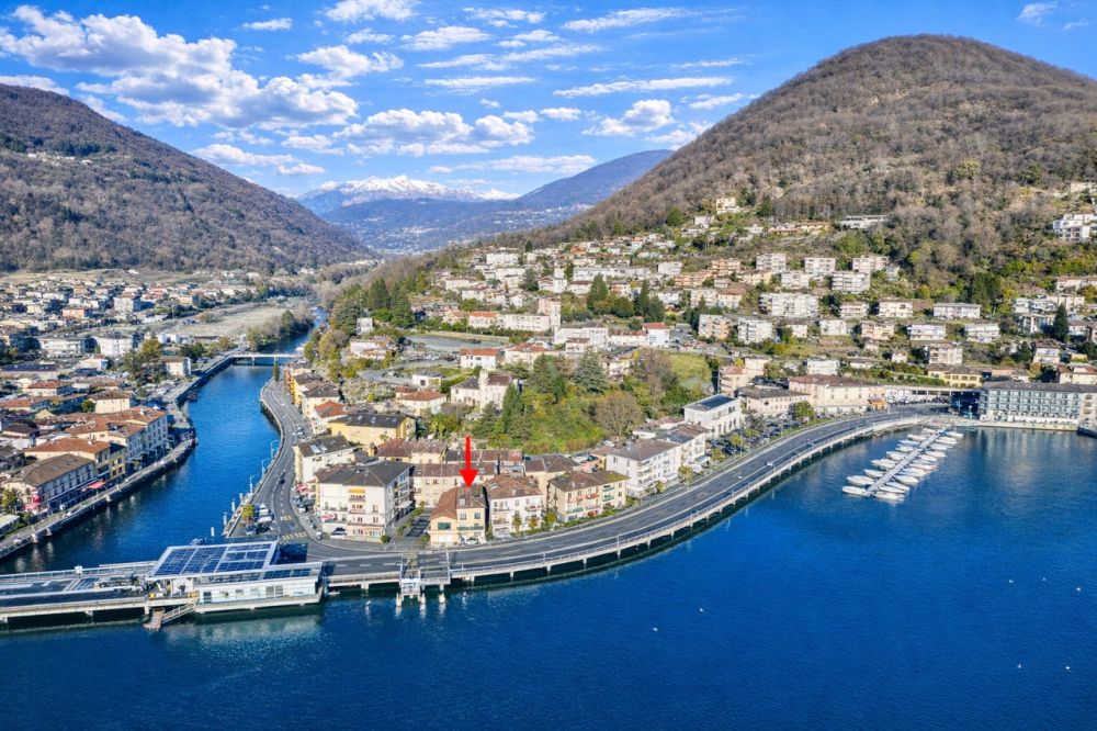 Appartamento completamente ristrutturato con vista lago a Ponte Tresa - Bild 1
