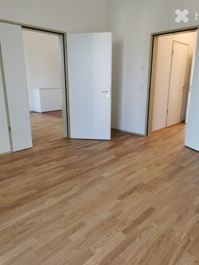 Moderne, zentral gelegene Dachwohnung - Bild 6