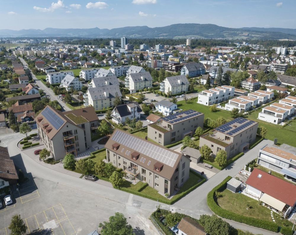 Feierabend geniessen im privaten Garten - Vogelperspektive