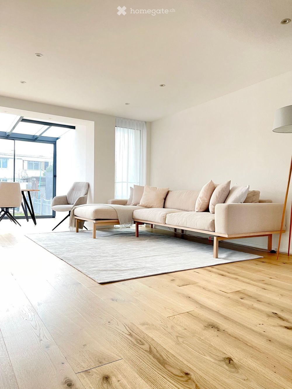 Charmantes, kernsaniertes 4.5-Zimmer-Reihenhaus in Aesch BL - Bild 2