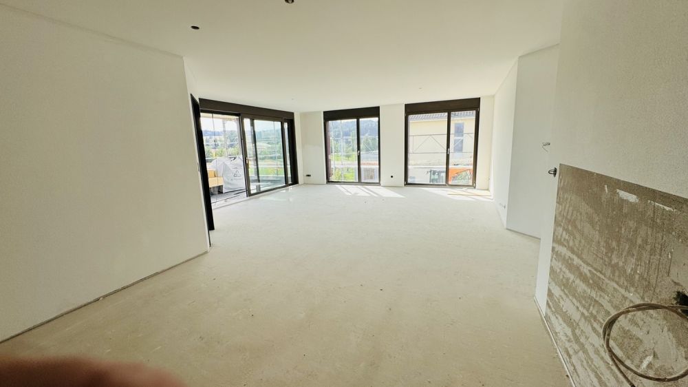 Zu vermieten per 1. November 4.5 Zimmer Wohnung in Eigentumsstandard - Bild 2