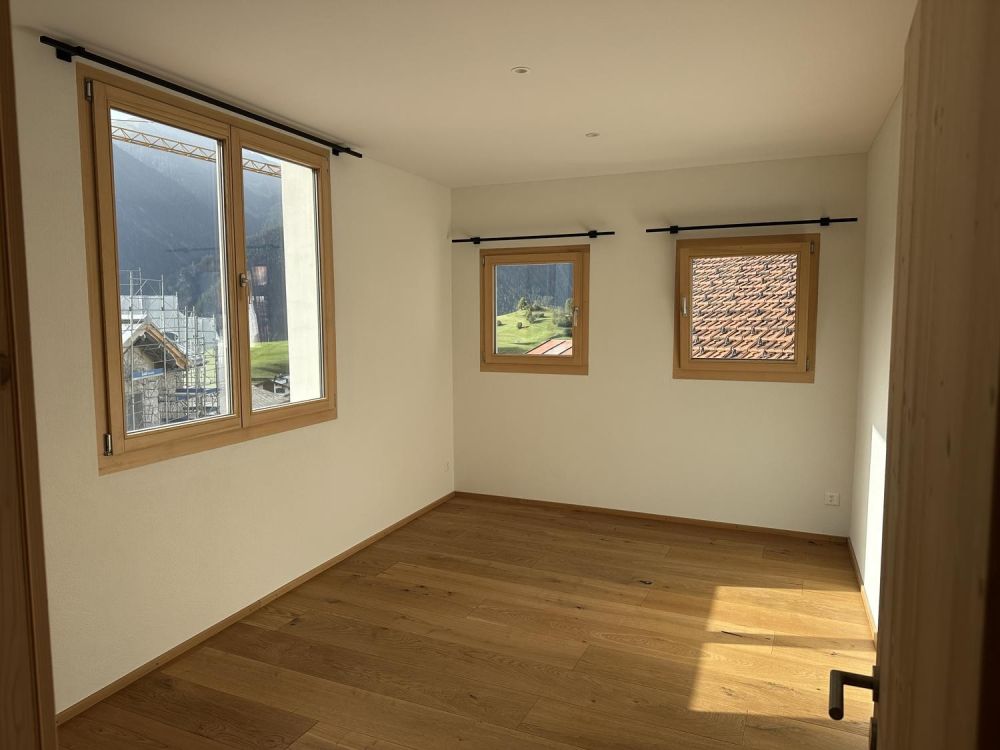 Erstbezug nach Sanierung– 4-Zimmer-Wohnung mit Wintergarten - Bild 1