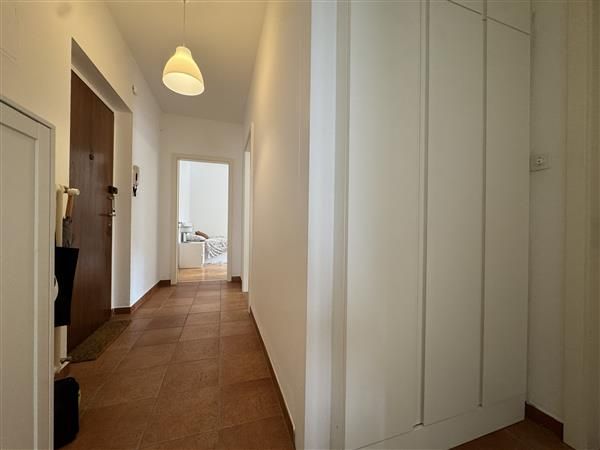 Lugano: Eingerichtete 3.5-Zimmer-Wohnung - Interno