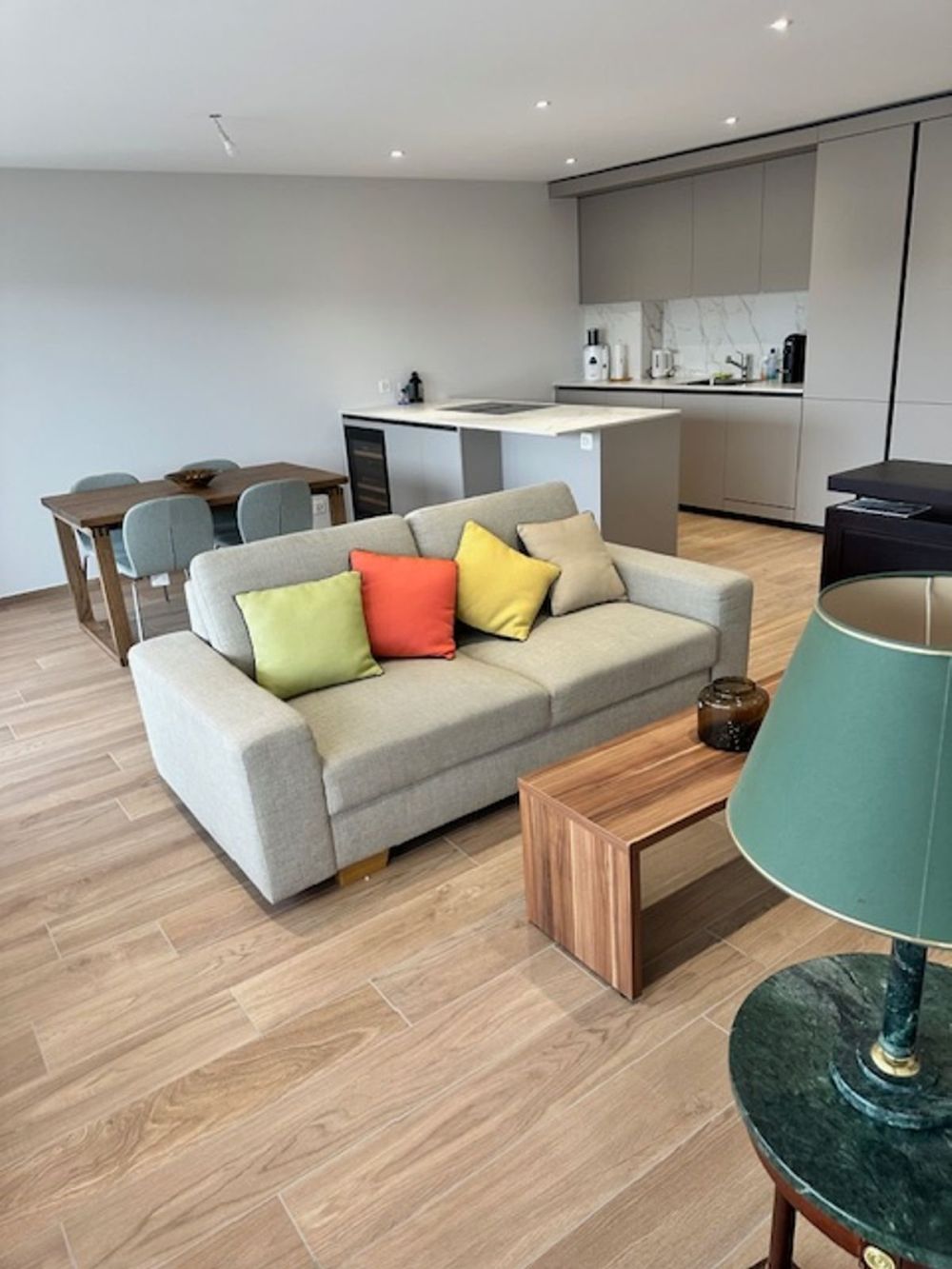 Nyon - à  louer appartement neuf et meublé à quelques pas du centre ville et de la gare - Bild 3