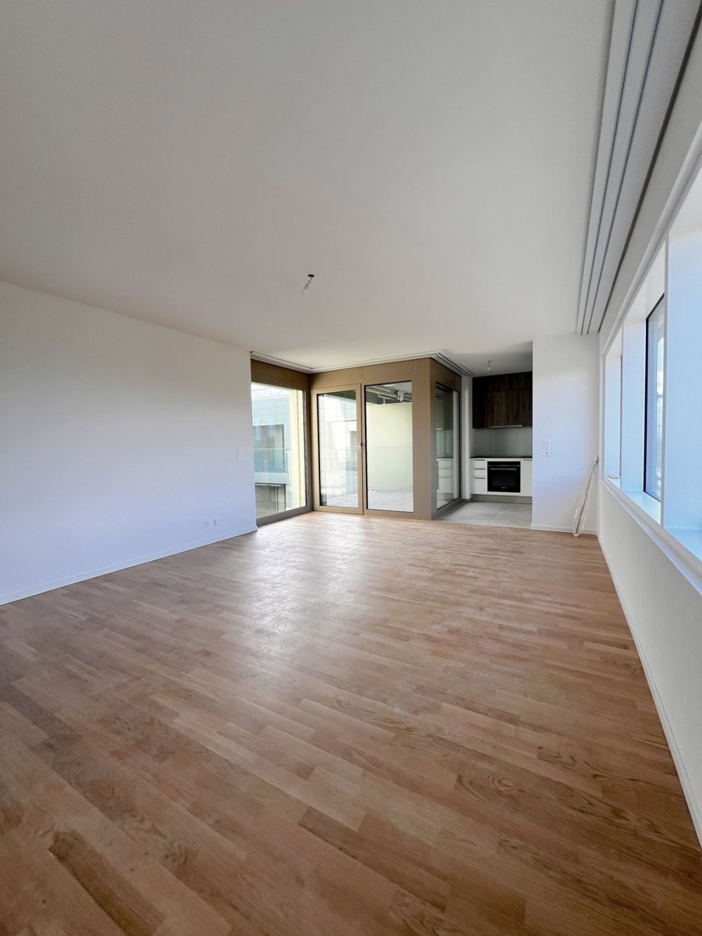 Grand studio meublé en attique avec terrasse - Bild 3