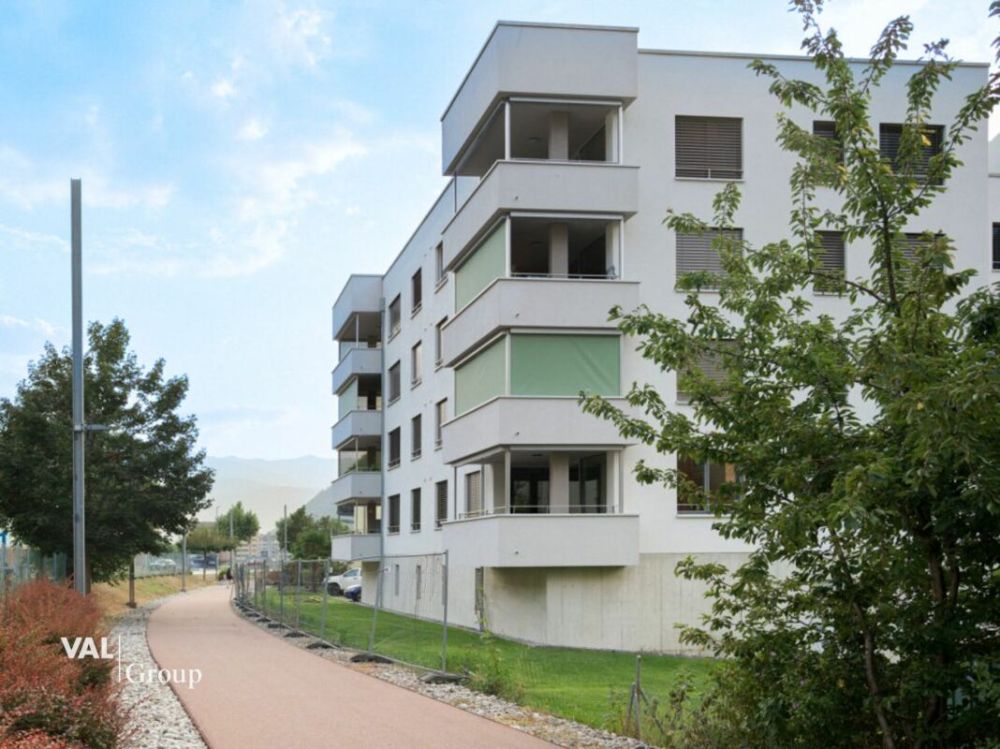 Moderne, lichtdurchflutete 4.5-Zimmerwohnung in attraktiver, ruhiger Lage - Bild 8