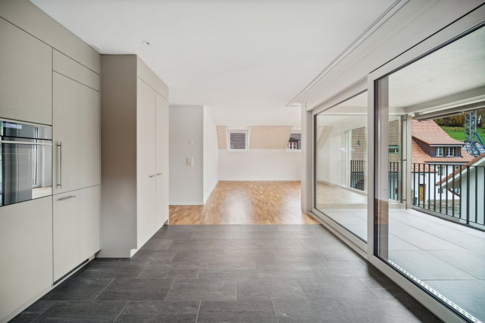 Moderne 4.5-Zimmer-Maisonette-Wohnung - Bild 3