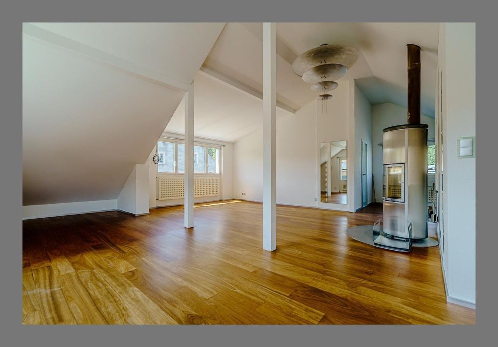 Moderne 4.5-Zimmer-Maisonettwohnung in Hölstein zu vermieten - 03.2 Wohnzimmer