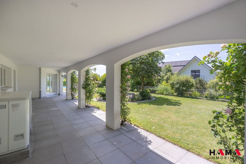 ERSTVERMIETUNG - exklusive 2.5-Zimmer-Einliegerwohnung mit Pool zur Mitbenutzung - 2.5-Zi.Whg. EG, Alte Bühnenbergstr. 58a, Oftringen_2500pix-9