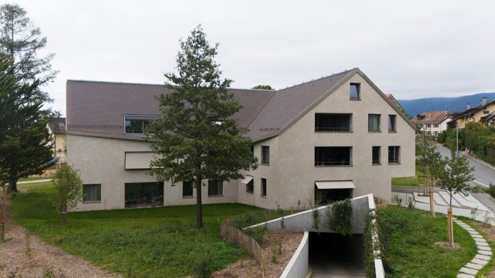 Magnifique appartement récent de 4.5 pièces aux combles à Eysins - Bild 1