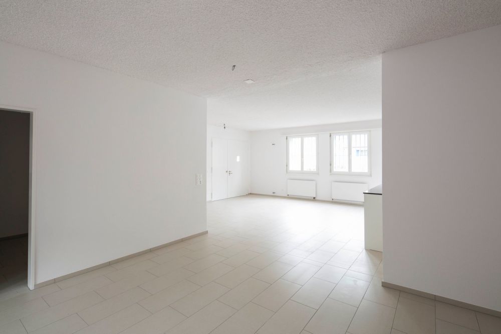 Topmoderne Loftwohnung - Offenes Schlafzimmer mit Zugang zum Wohn-/Esszimmer