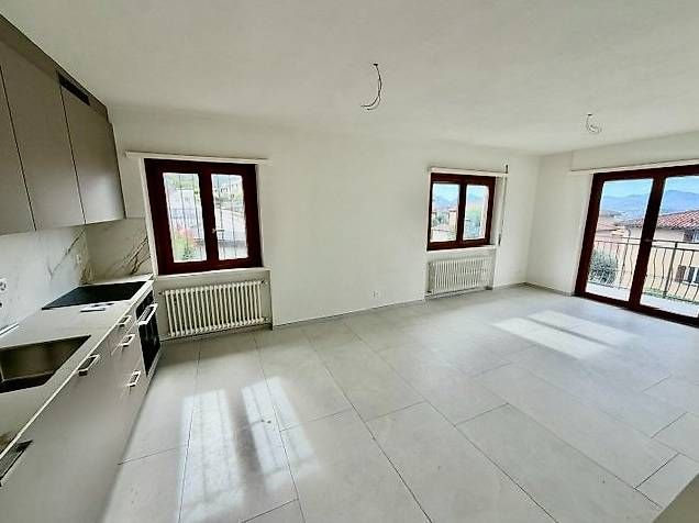 DINO: in wunderschönem Doppelhaus | 4.5 ZIMMER mit Garten - Bild 3