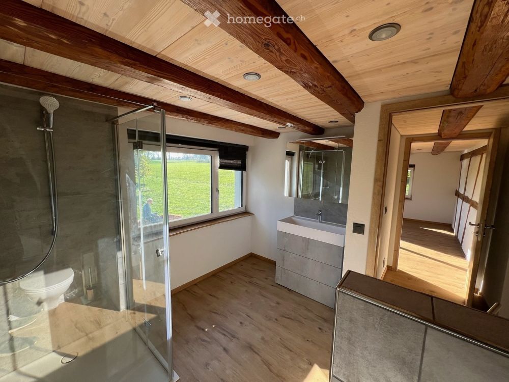 Lichtdurchfluteter Traum-Altbau 2024 60 m² Wellness-Schlafzimmer mit Sauna  in Hugelshofen - Bild 9