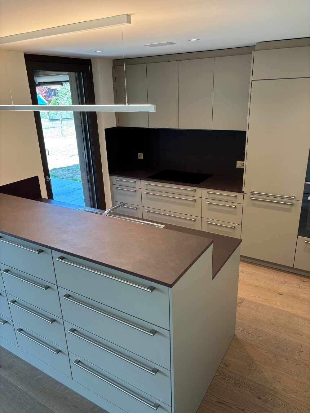 Grosszügige 4.5 Zimmer-Gartenwohnung mit riesigem idyllischem Garten - Bild 11