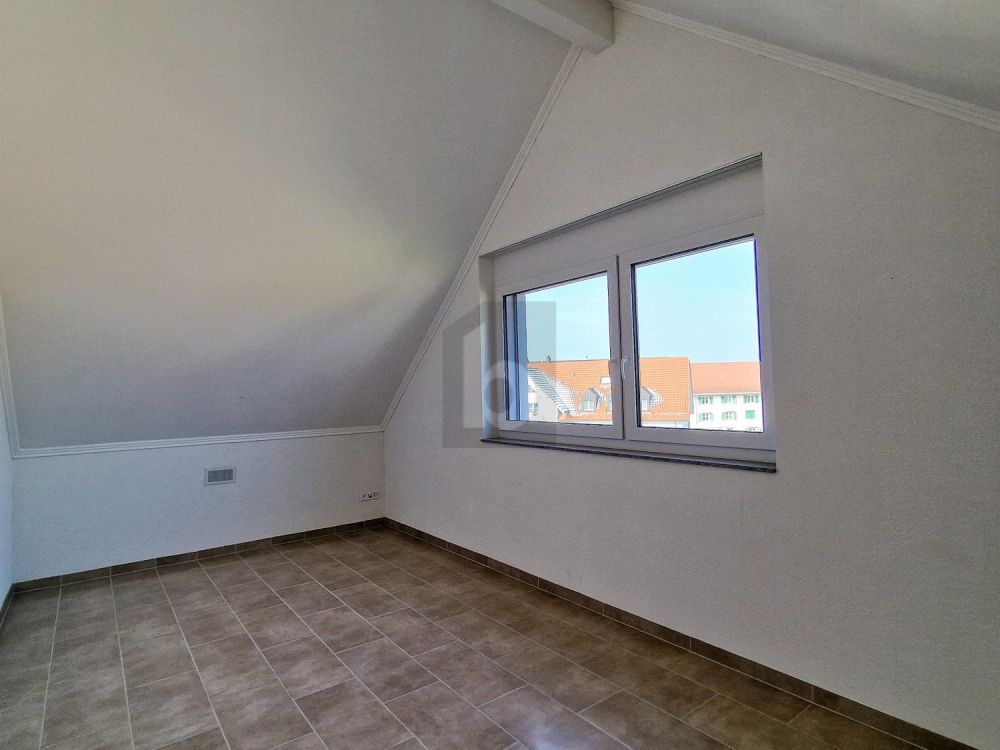 GROSSZÜGIG MIT 2 TERRASSEN - Bild 4